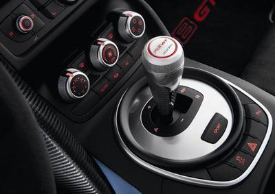 敞篷巔峰性能 奧迪發(fā)布R8 GT Spyder 以尖端材料重塑輕量化傳奇