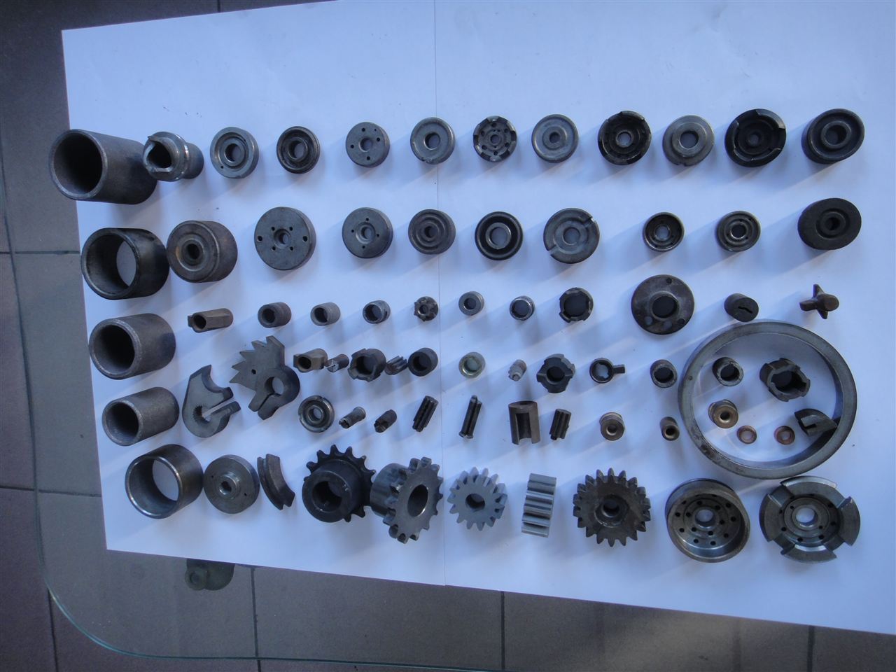 重慶鑫源XY32-315粉末冶金壓鑄機(jī) 技術(shù)引領(lǐng)高效環(huán)保新紀(jì)元